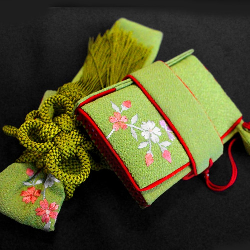 花嫁の筥迫と懐剣】抹茶×朱色 刺繍◇B品SALE その他オーダーメイド は 