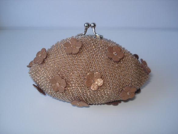 Beaded Purse --Antique Gold with Flower-- 1枚目の画像