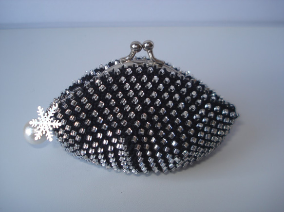 Beaded Purse --Snow Crystal-- Black (S) 1枚目の画像