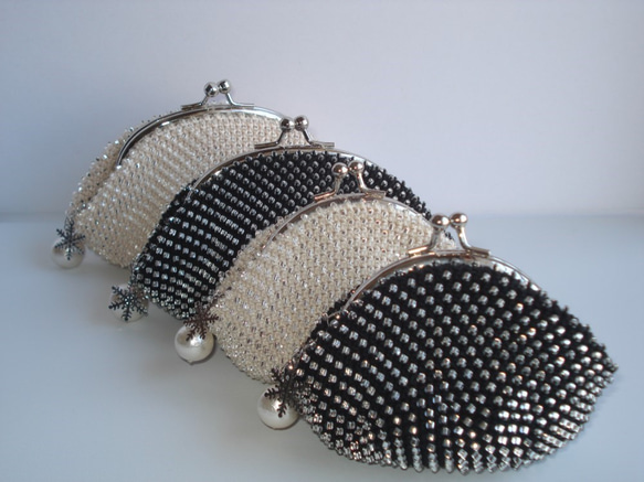 Beaded Purse --Snow Crystal-- Black (M) 6枚目の画像