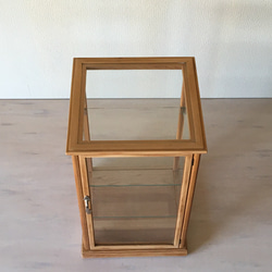 g47 木製 卓上 3段 ガラスケース / パンケース 古道具 カフェ 店舗什器 4枚目の画像