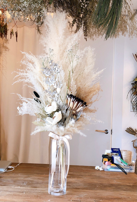『Creema限定』  パンパスグラスとパームリーフのboho flowers＊フラワーベース付き 1枚目の画像