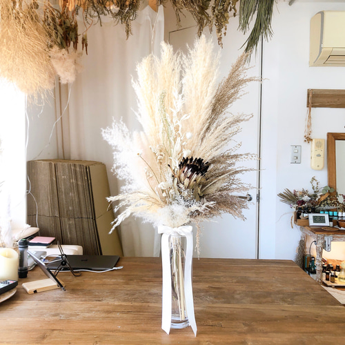 新作」パンパスグラスとプロテアの花束＊花瓶付き＊ ドライフラワー