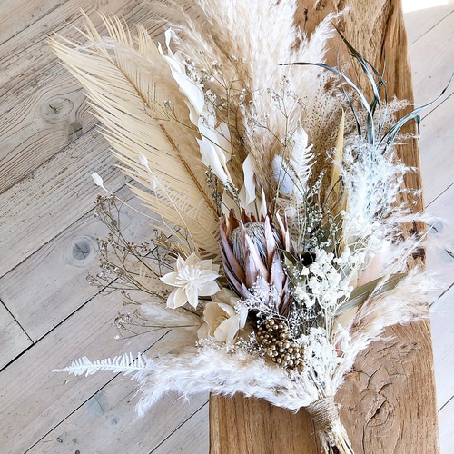 ドライフラワー＊パンパスグラスとキングプロテアの花束＊花瓶付き