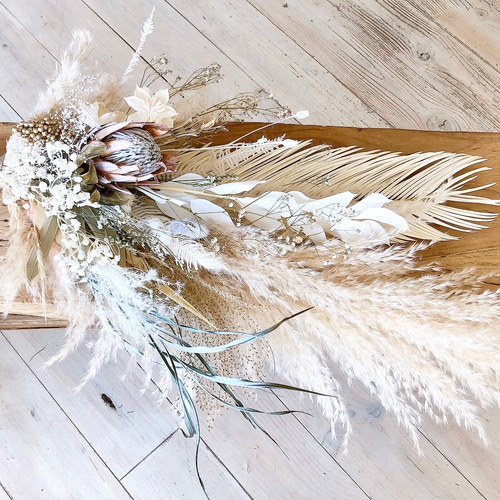 ドライフラワー＊パンパスグラスとキングプロテアの花束＊花瓶付き