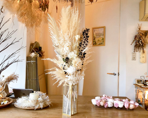 パンパスグラスの華やか花束と花瓶＊ ドライフラワー ウェルカム