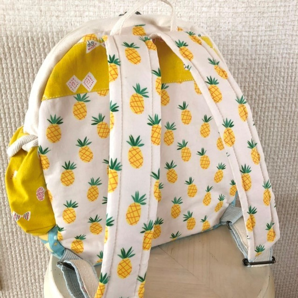 兒童拉鍊背包（菠蘿） 第4張的照片