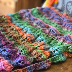 手形の虹の葉の多機能スカーフ 2枚目の画像
