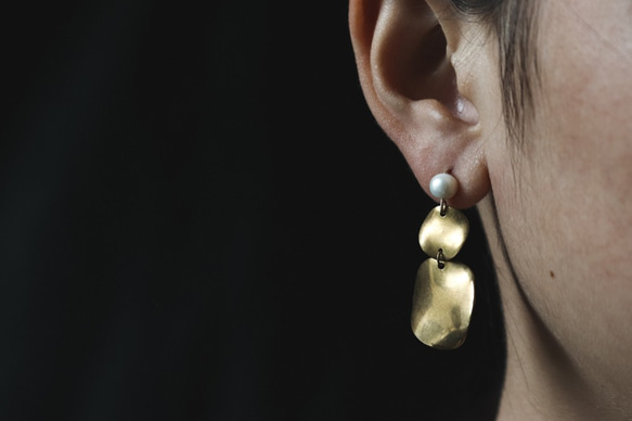 沙漠星 - 珍珠銅片耳環 (耳針) 第2張的照片