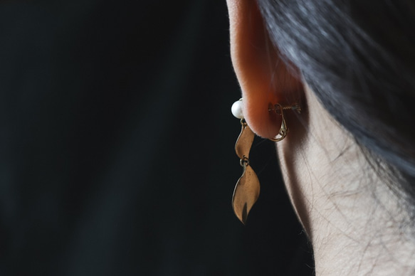沙漠星 - 珍珠銅片耳環 (耳夾) 第2張的照片