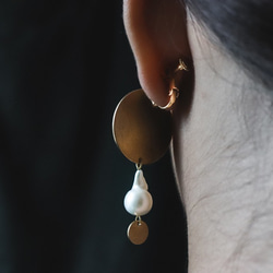 墜日 - 黃銅珍珠波希米亞耳環 (耳夾) 第4張的照片