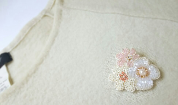 受注生産:Bouquet SAKURA petit brooch 6枚目の画像