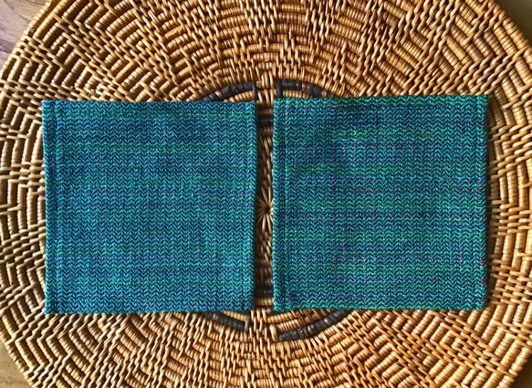 手織り布で作ったコースター 2枚組 (H-co-33-A) 2枚目の画像