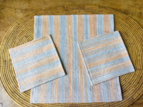 手織り布で正方形ぽい敷物作りました☆ 3枚目の画像