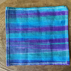 ブルー系手織り布で正方形ぽい敷物作りました☆ 3枚目の画像