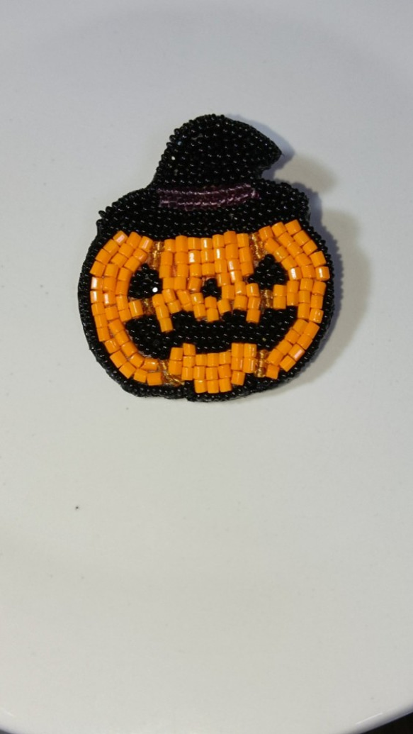 ハロウィン・2way・ジャックオランタンの刺繍ブローチ(バッグチャーム