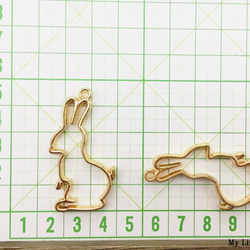 ウサギちゃんのレジン枠♪（マットゴールド・3個セット）：138 3枚目の画像