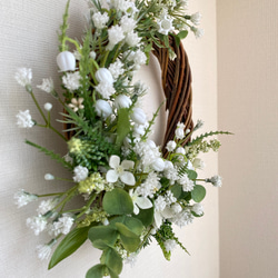 『Creema限定』【送料無料】すずらんと白い花のリース　A-191 3枚目の画像