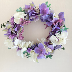 『Creema限定』【送料無料】白と紫の紫陽花のリース　オーバル型　A-101 1枚目の画像