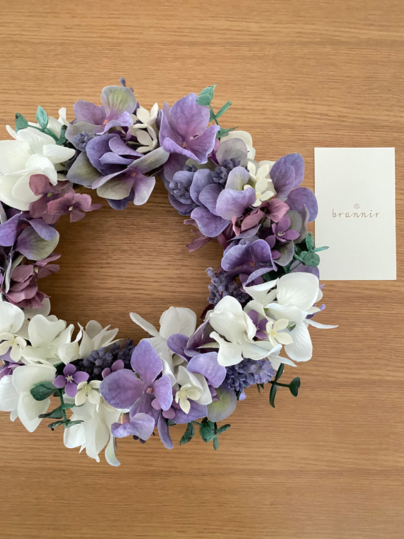 『Creema限定』【送料無料】白と紫の紫陽花のリース　オーバル型　A-101 2枚目の画像