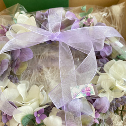 『Creema限定』【送料無料】白と紫の紫陽花のリース　オーバル型　A-101 3枚目の画像