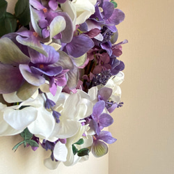 『Creema限定』【送料無料】白と紫の紫陽花のリース　オーバル型　A-101 9枚目の画像