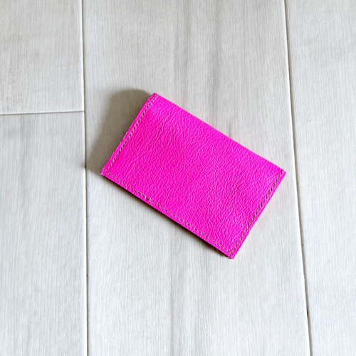 カードケース 本革 名刺入れ パスケース 蛍光 ピンク 名刺入れ・カード