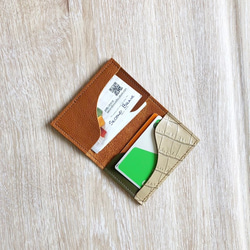 スタンダードな革小物 カードケース 本革 シュリンク キャメル 名刺入れ パスケース 5枚目の画像