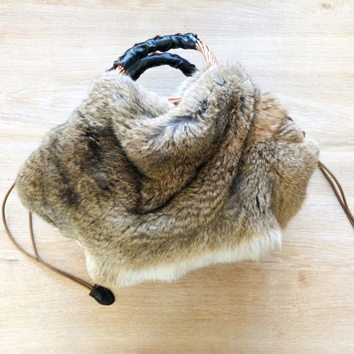 エバゴス ハンドバッグ カゴバッグ　バスケット　ブラウン ファー　ウール　レザー エバゴス ハンドバッグ カゴバッグ バスケット ブラウン ファー ウール