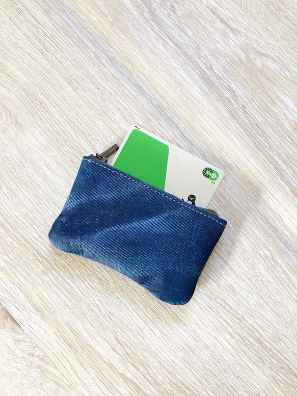 牛仔壓紋皮袋真皮靛藍藍色名片盒零錢包 第2張的照片