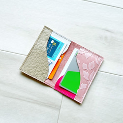 ローズ&ピンク カードケース 本革 レザー 花柄 ローズ ピンク 名刺入れ パスケース 『再販』 2枚目の画像