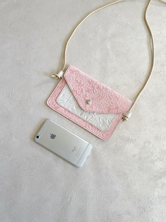 智能手機Pochette Plus真皮碎花玫瑰粉紅色智能手機袋 第6張的照片