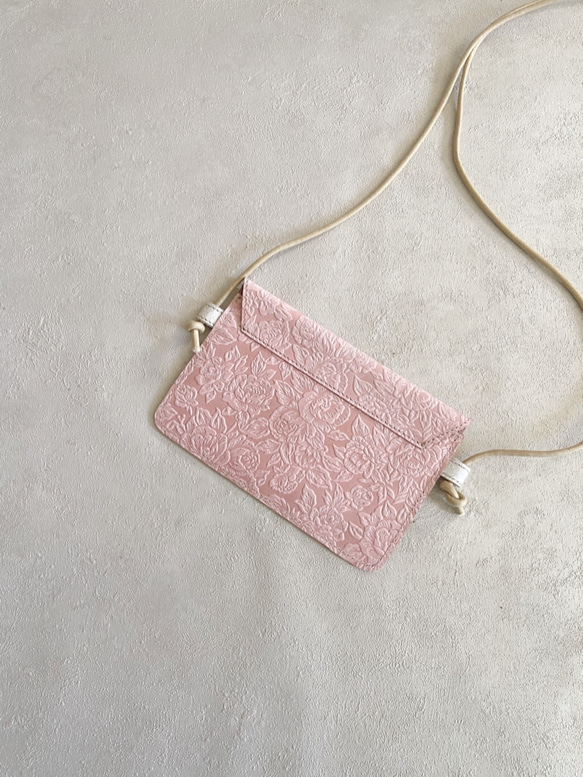 智能手機Pochette Plus真皮碎花玫瑰粉紅色智能手機袋 第7張的照片