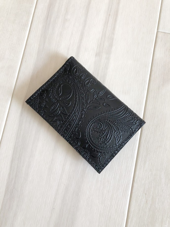 ペイズリー と 刺繍 カードケース 本革 レザー 名刺入れ ペイズリー ブラック 4枚目の画像