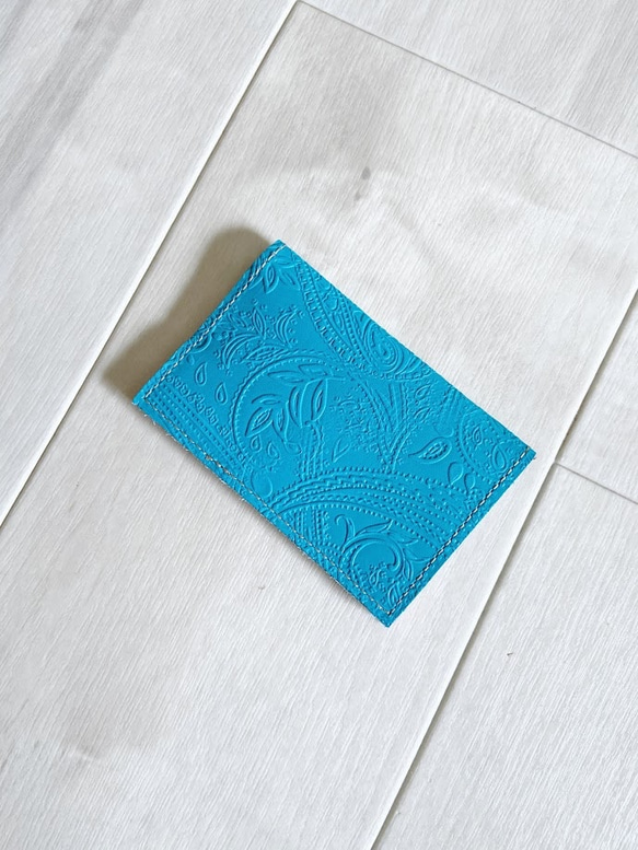 【送料無料】『再販』　ペイズリー カードケース 本革 ターコイズブルー 名刺入れ パスケース 3枚目の画像
