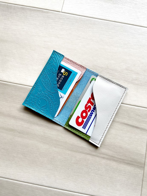 【送料無料】『再販』　ペイズリー カードケース 本革 ターコイズブルー 名刺入れ パスケース 4枚目の画像