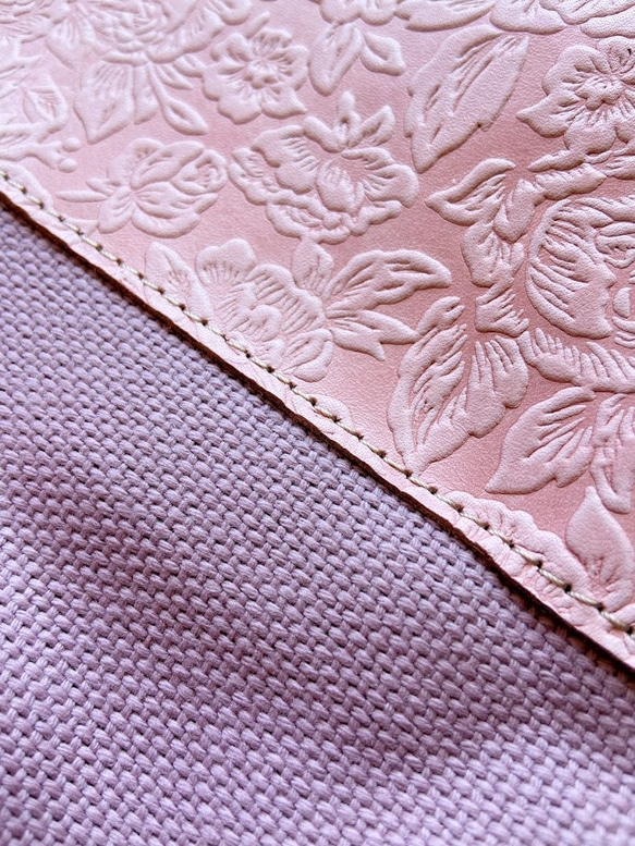 ペールカラー  Mサイズ トートバッグ 8号帆布 ラベンダー & 本革 花柄ローズ ピンク 8枚目の画像