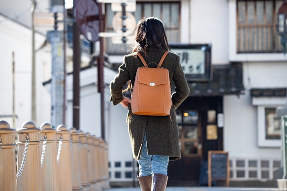 ゲンテン　ヌメ革　リアルレザー　リュック　ベージュ　レディース　ハンドル　調節可 ゲンテン ヌメ革 リアルレザー リュック ベージュ レディース ハンドル