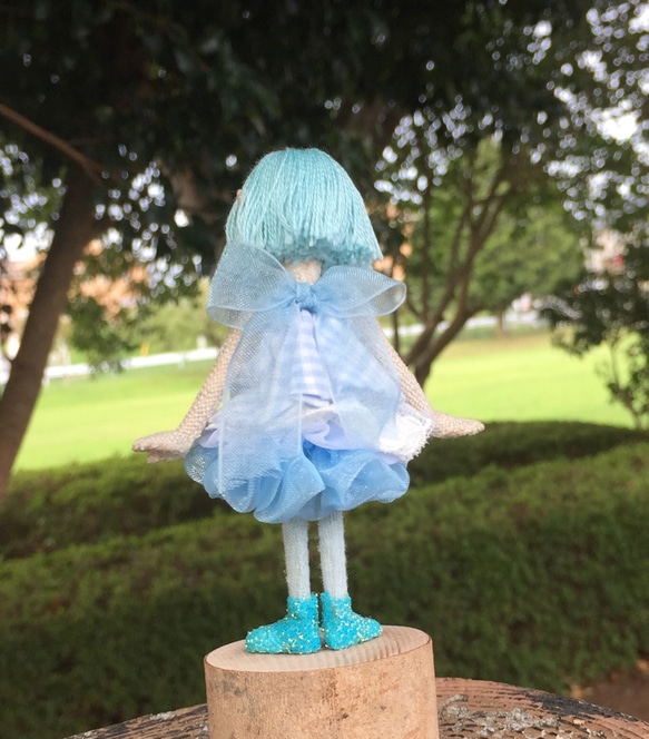 雨のしずくの妖精の人形 5枚目の画像