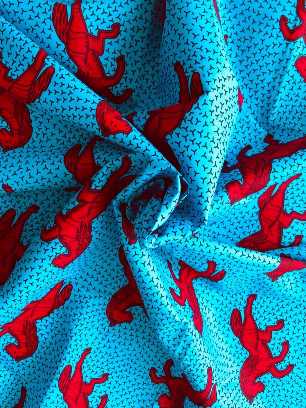 アフリカ布 90cmカット売り/馬柄ブルー 166 生地 makhana 通販 7920078