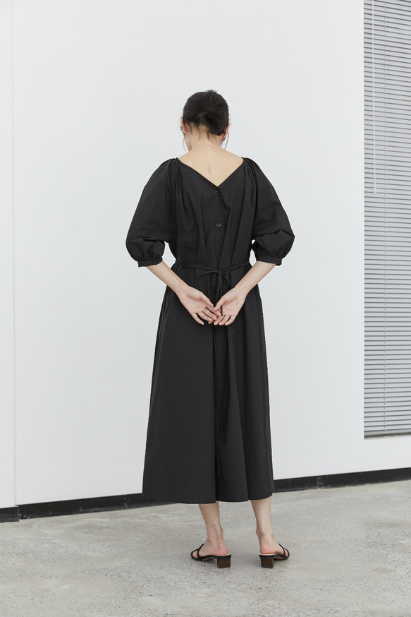 黑色 風的連接 進口棉兩穿襯衫式洋裝 複古燈籠袖寬鬆繫帶連衣裙 第5張的照片