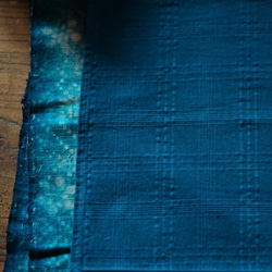 两种蓝 中藍/深藍 天然植物藍染 純棉素面暗格紋手帕方巾 生日情人節交換禮物 送男女朋友「NAMSAN INDIGO」 第3張的照片