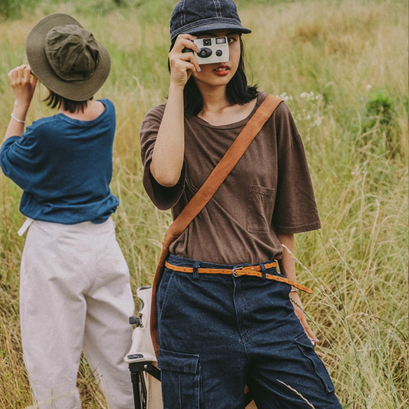 靛藍/咖色 生而自由|漢麻有機棉 工裝男友風短袖夏日寬鬆T恤上衣 Namsan Indigo草木染 第3張的照片