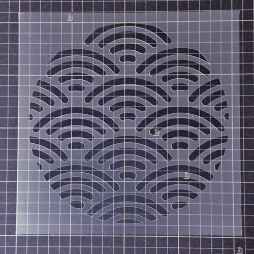 立体的な波模様の円形アート s-20221130135704449066.jpg