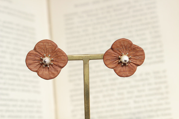 木雕木耳環&lt;罌粟花&gt;卡林樹 第4張的照片