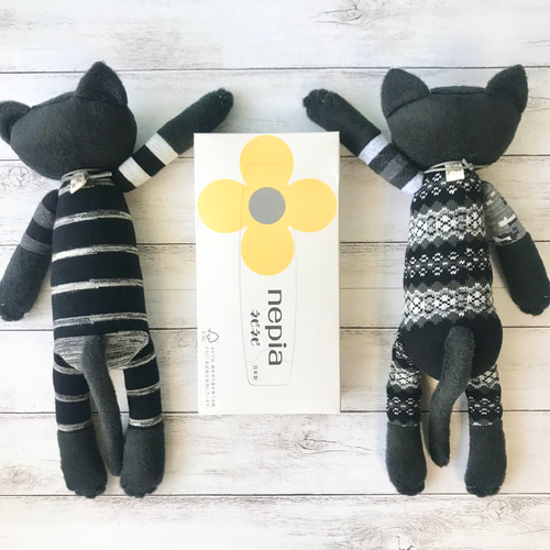 モノクロの靴下ねこちゃん❗️】ほっこり カワイイ 縫いぐるみ