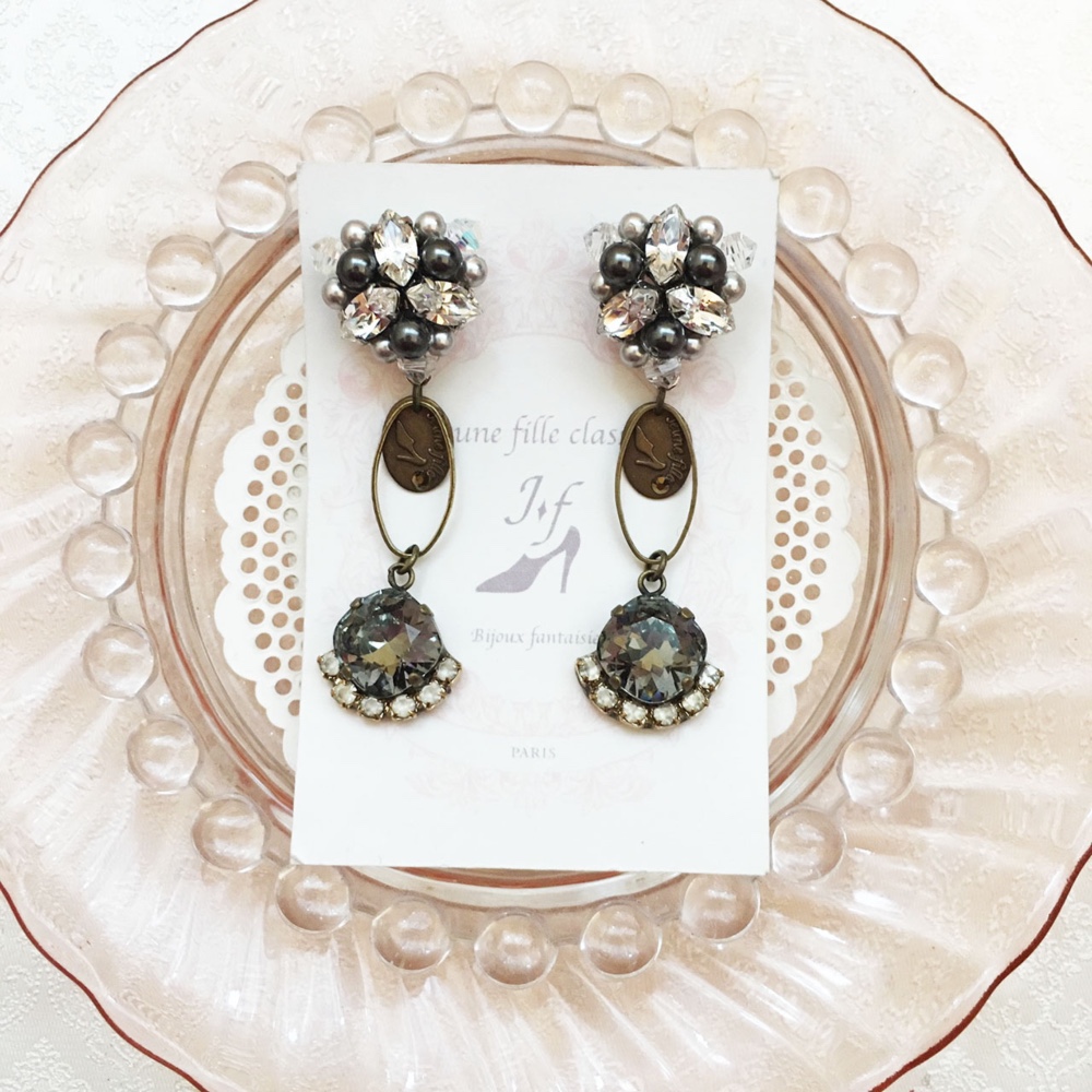 『 Trésor 』Swarovski Peal & Crystal pierce『トレゾール』ピアス
