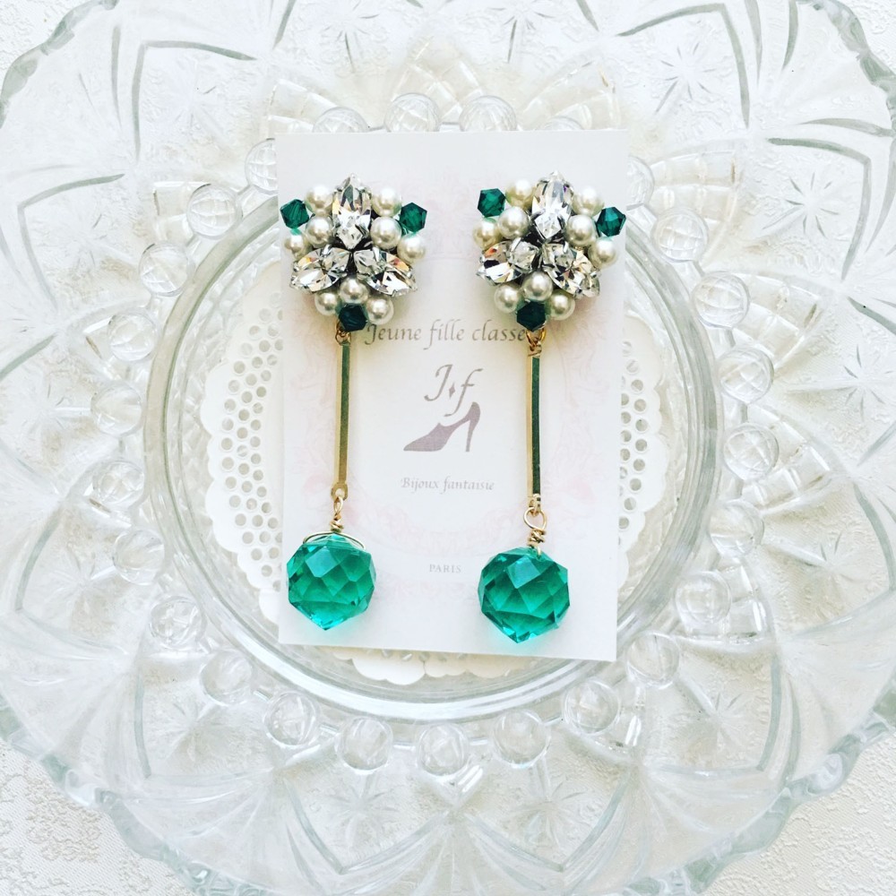 ヴィンテージストーンピアス