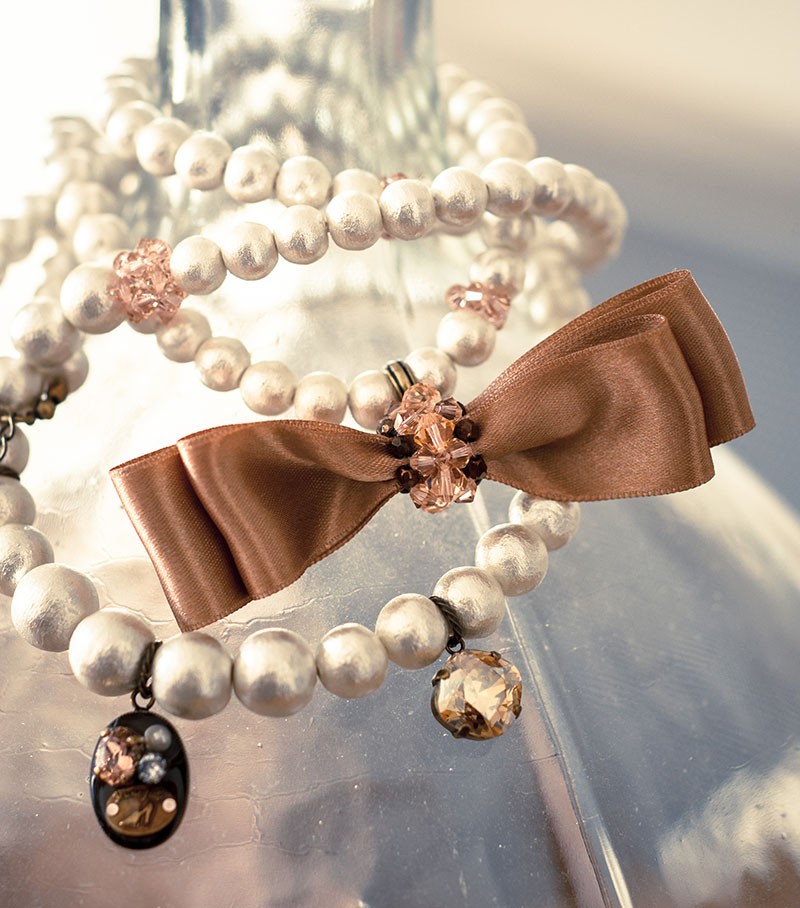 コットンパール＆スワロフスキーサテンリボンネックレス
