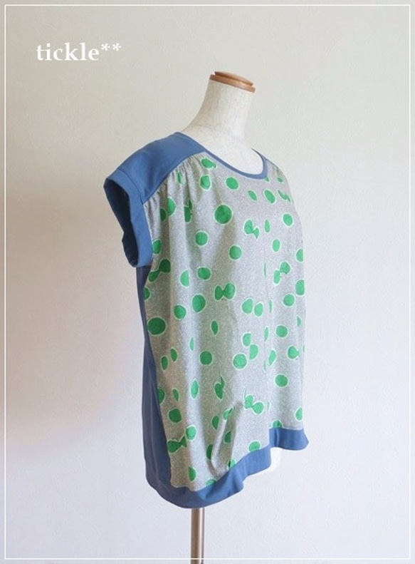 【sale!】grey×green* ちょうちょのCIELプルオーバー 5枚目の画像